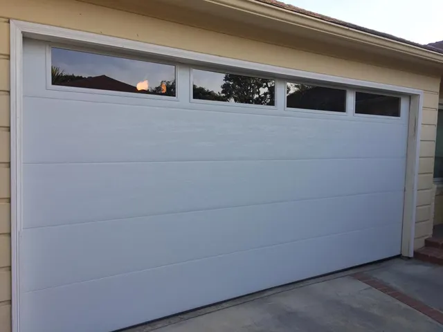 garage-door-1024x768-640w